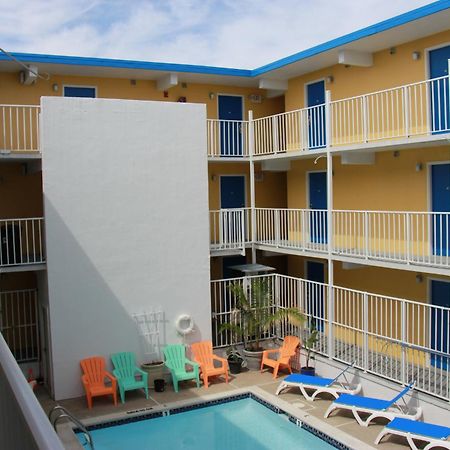 Seaside Inn & Suites فينويك آيلاند المظهر الخارجي الصورة