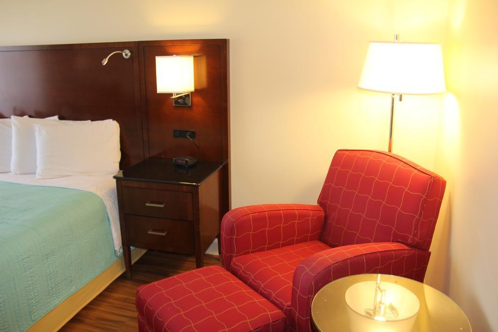 Seaside Inn & Suites فينويك آيلاند المظهر الخارجي الصورة