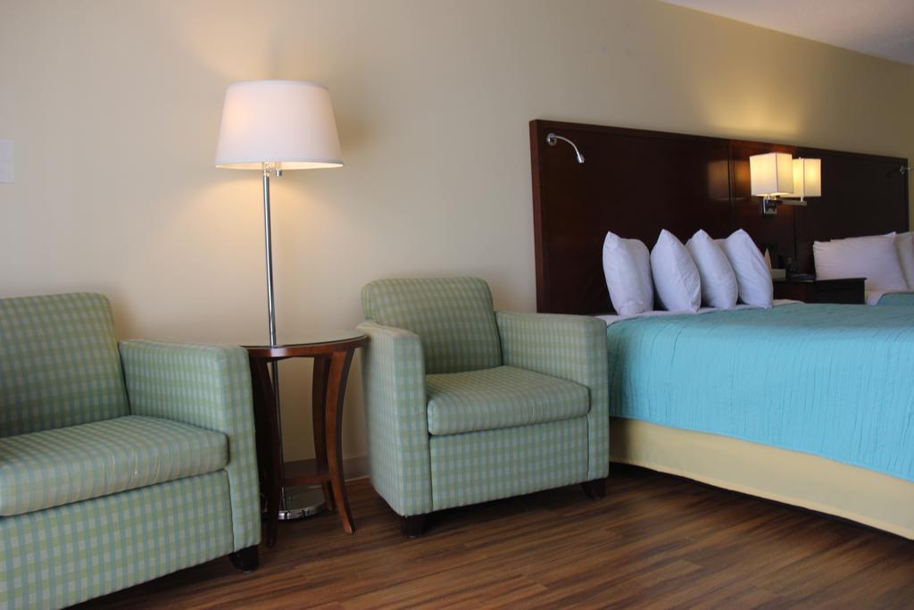 Seaside Inn & Suites فينويك آيلاند المظهر الخارجي الصورة